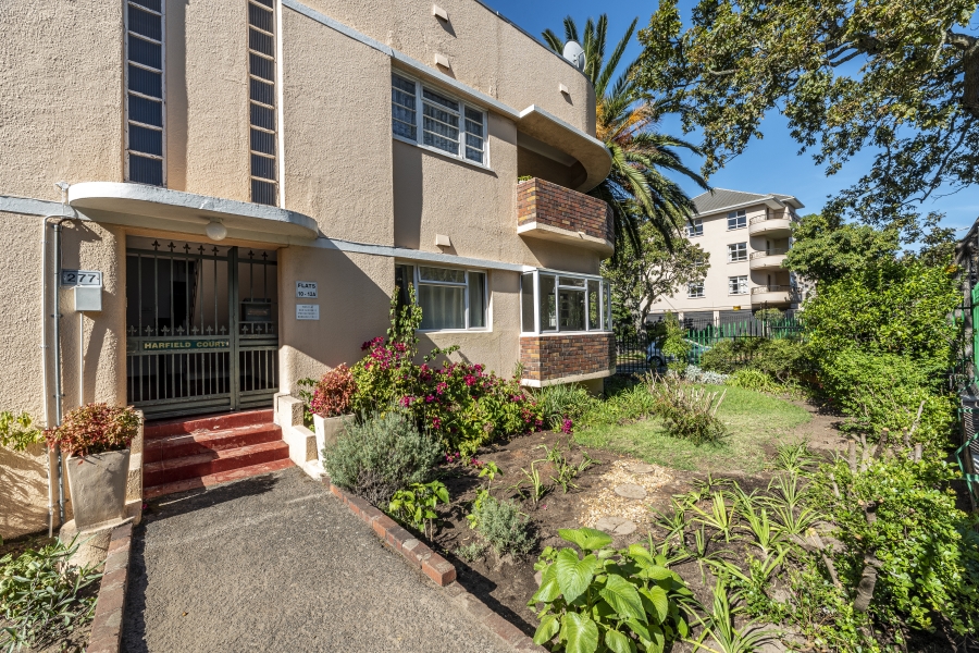 2 Bedroom Property for Sale in Claremont Upper Western Cape